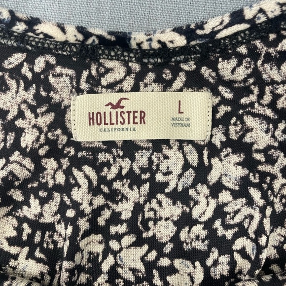 Hollister Crop Top Size L - Picture 3 of 5